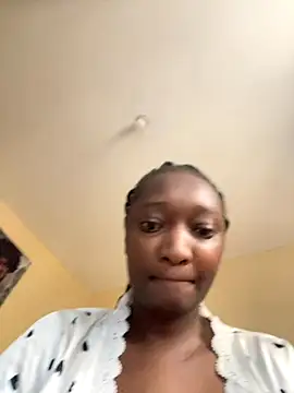 Snapshot of annkeller chatting on November 2025 06:18:02 AM annkeller online show from November 2025 06:18:02 AM