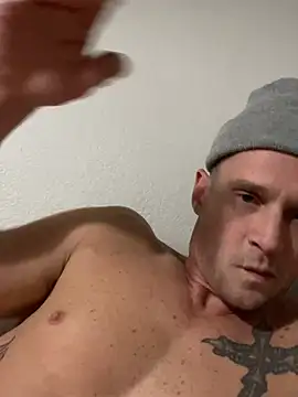 Snapshot of Camcam21 chatting on March 2025 04:17:02 AM Camcam21 online show from March 2025 04:17:02 AM