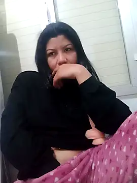 Snapshot of katymojadit chatting on December 2024 07:43:01 PM katymojadit online show from December 2024 07:43:01 PM