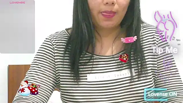 Snapshot of katymojadit chatting on January 2025 10:06:01 PM katymojadit online show from January 2025 10:06:01 PM