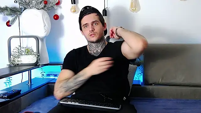 CarterCole online show from January 2025 04:08:01 PM