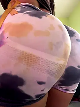 Snapshot of izanmiller2001 chatting on October 2025 06:48:01 PM izanmiller2001 online show from October 2025 06:48:01 PM