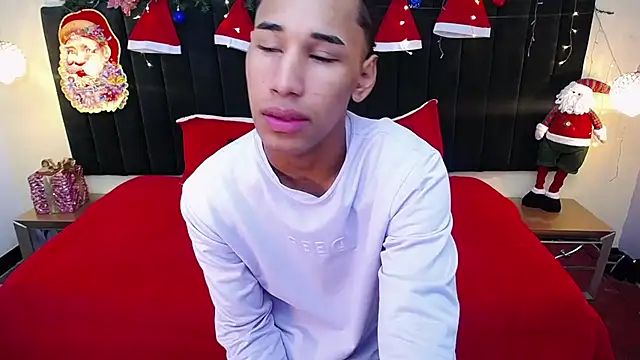 Snapshot of soft_attraction chatting on December 2025 08:17:01 PM soft attraction online show from December 2025 08:17:01 PM