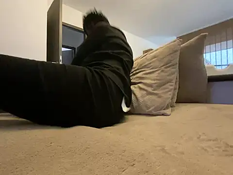 Marilou1983 online show from February 2026 11:17:01 AM