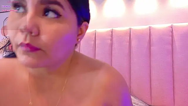 KeilyRoss online show from February 2026 08:51:02 PM