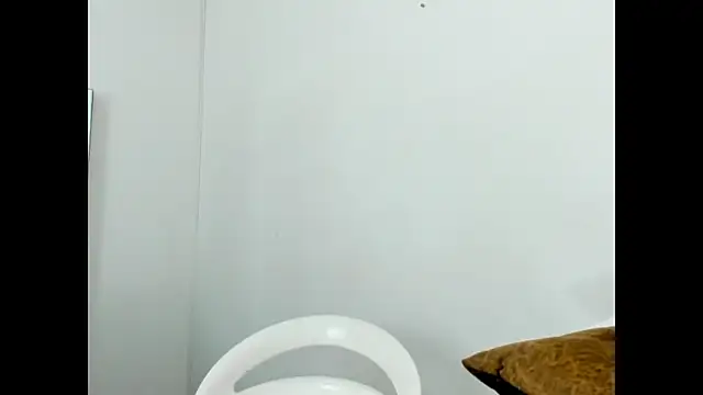 Snapshot of Georginaxx chatting on December 2024 04:54:01 PM Georginaxx online show from December 2024 04:54:01 PM