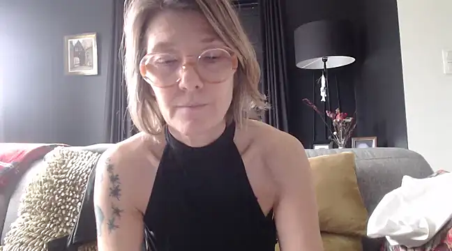 godinflower online show from January 2025 01:29:01 PM