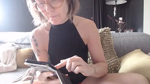 godinflower online show from January 2025 09:30:02 AM