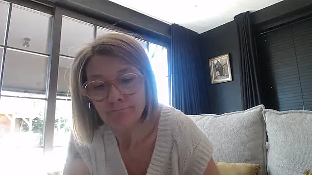 godinflower online show from March 2025 02:02:01 PM