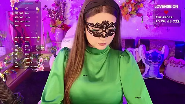 Miss SweetPeach online show from October 2025 05:25:01 PM