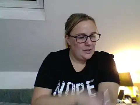 scrummymummy2 online show from December 2024 10:12:02 PM