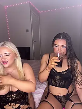 Snapshot of PrincessMegUK chatting on January 2025 10:07:02 PM PrincessMegUK online show from January 2025 10:07:02 PM