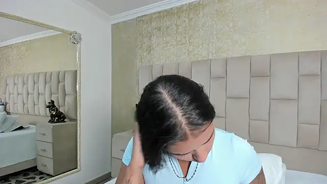 EmmaTorres  online show from September 2025 08:41:01 PM