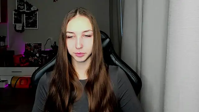 Sm0ly online show from January 2026 02:48:02 AM