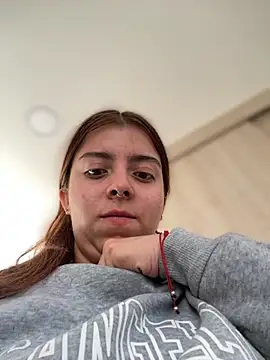 Snapshot of Cloew_Marz chatting on October 2025 10:21:01 PM Cloew Marz online show from October 2025 10:21:01 PM