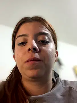 Snapshot of Cloew_Marz chatting on October 2025 12:33:02 AM Cloew Marz online show from October 2025 12:33:02 AM