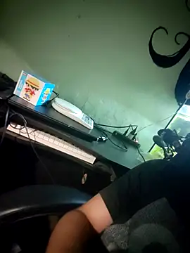 anturo1566 online show from December 2025 03:49:02 AM