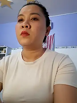 Benlla2802 online show from December 2024 03:58:01 PM