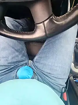 Policeman20742 online show from October 2025 06:10:02 PM