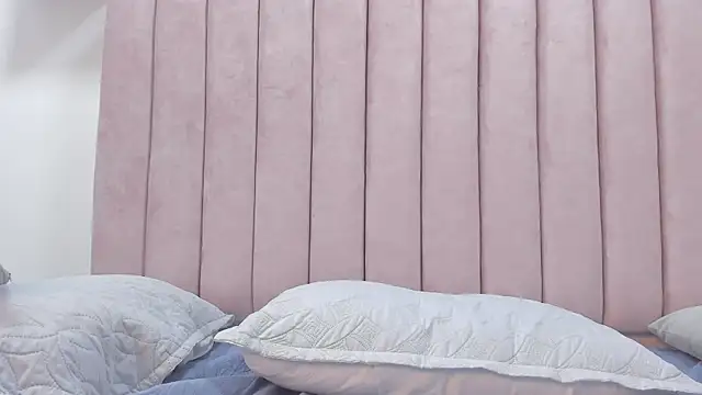 camila  herrera online show from February 2025 10:10:02 AM