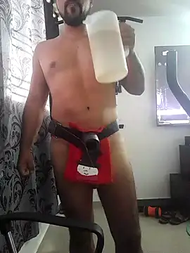 Snapshot of LatinMar chatting on December 2024 09:00:02 PM LatinMar online show from December 2024 09:00:02 PM