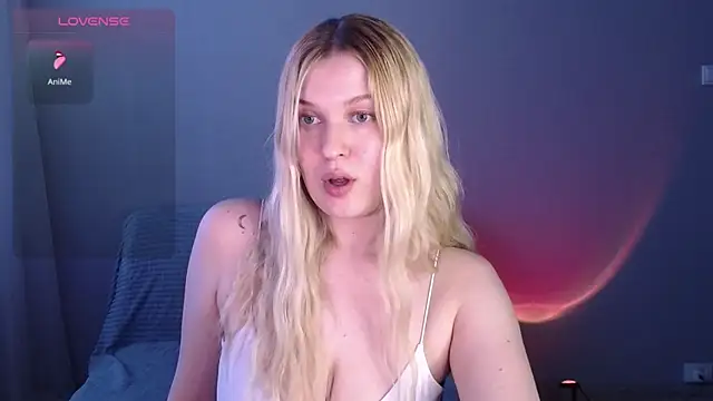 Snapshot of EmiliaDuchess chatting on May 2026 10:54:01 AM EmiliaDuchess online show from May 2026 10:54:01 AM