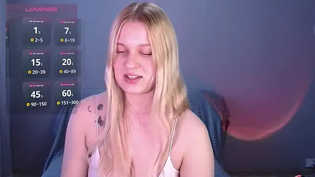 Snapshot of EmiliaDuchess chatting on May 2026 10:55:02 AM EmiliaDuchess online show from May 2026 10:55:02 AM
