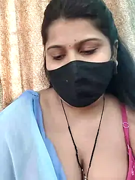 Snapshot of Hotty-simran chatting on October 2025 04:43:02 AM Hotty-simran online show from October 2025 04:43:02 AM