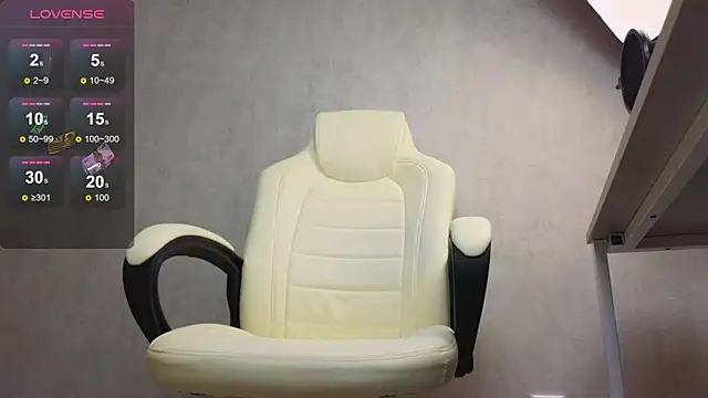 Snapshot of Marietta_Castro chatting on December 2024 11:01:01 AM Marietta Castro online show from December 2024 11:01:01 AM