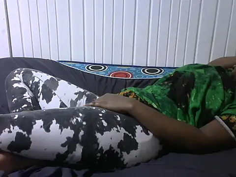 Sexy baby004 online show from September 2025 04:15:01 AM