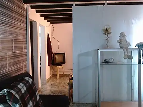 Snapshot of luna_grans_777 chatting on February 2025 06:33:01 PM luna grans 777 online show from February 2025 06:33:01 PM