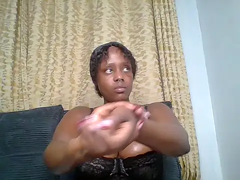 Miss Amani online show from October 2025 07:55:02 PM
