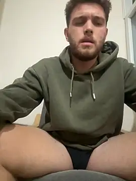 Snapshot of Franso13 chatting on October 2025 01:42:02 AM Franso13 online show from October 2025 01:42:02 AM