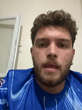 Snapshot of Franso13 chatting on October 2025 11:18:01 PM Franso13 online show from October 2025 11:18:01 PM