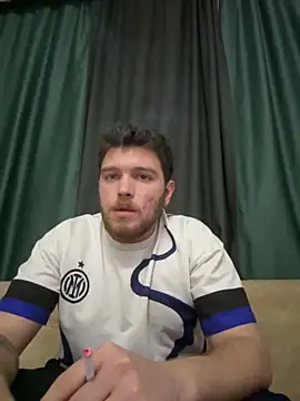 Snapshot of Franso13 chatting on March 2026 08:16:01 PM Franso13 online show from March 2026 08:16:01 PM