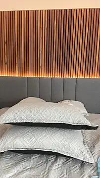 EmiilyAdams  online show from March 2026 09:53:02 PM