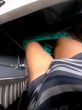 Snapshot of bladebmrj chatting on October 2025 11:05:01 PM bladebmrj online show from October 2025 11:05:01 PM