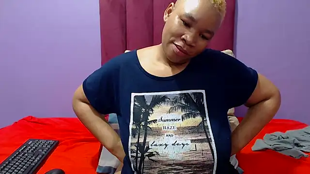 YELLOWBUSTYMELLONS online show from December 2024 05:58:01 AM