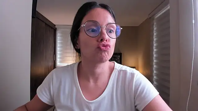 Snapshot of anabel_025 chatting on January 2025 07:50:02 PM anabel 025 online show from January 2025 07:50:02 PM