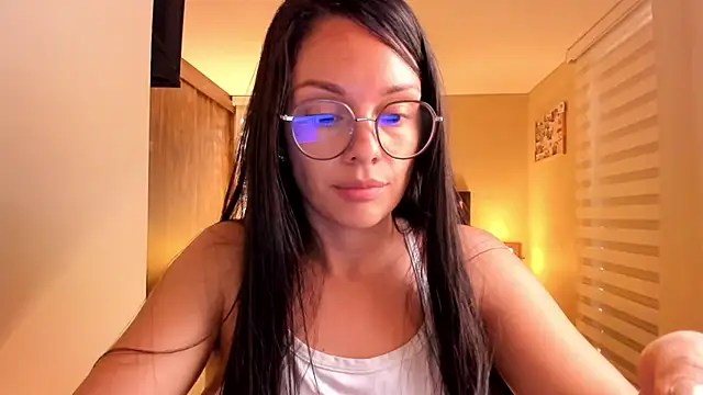 Snapshot of anabel_025 chatting on March 2025 08:43:01 PM anabel 025 online show from March 2025 08:43:01 PM