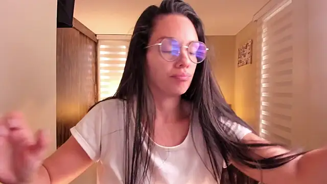 Snapshot of anabel_025 chatting on March 2025 12:36:02 PM anabel 025 online show from March 2025 12:36:02 PM