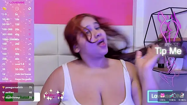 Alanna hot3 online show from February 2025 05:39:02 PM