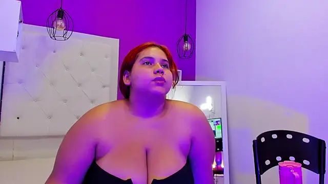 Alanna hot3 online show from February 2025 07:31:02 PM