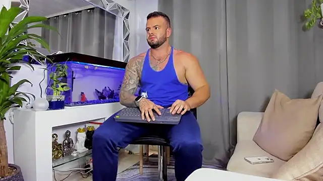 Johnnygrayson1 online show from December 2024 08:21:02 PM