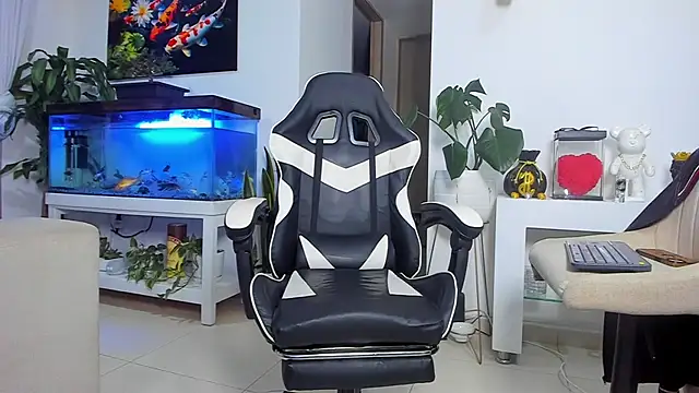 Johnnygrayson1 online show from October 2025 01:38:01 AM