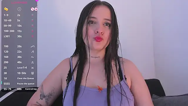 Sabrina Lennox online show from May 2026 06:27:01 PM