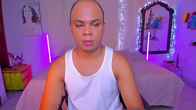 CuteRomi online show from October 2025 05:40:01 AM