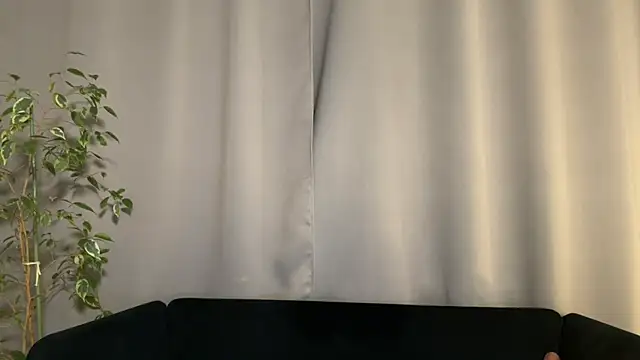 Snapshot of weshycouple chatting on January 2025 09:33:01 PM weshycouple online show from January 2025 09:33:01 PM