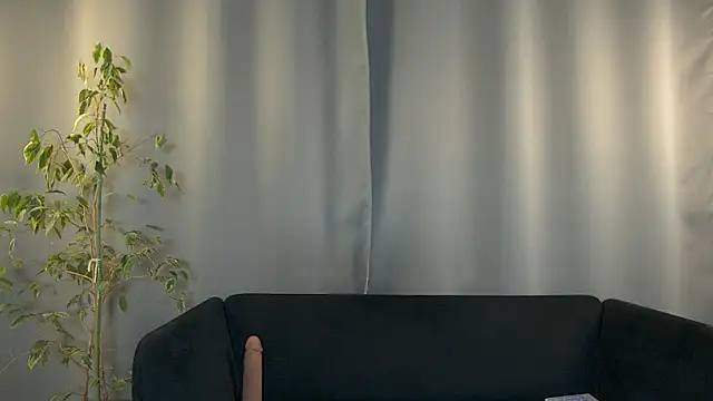 Snapshot of weshycouple chatting on March 2025 07:05:01 PM weshycouple online show from March 2025 07:05:01 PM