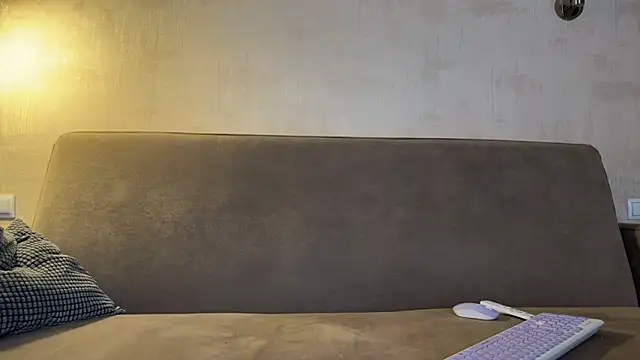 weshycouple online show from February 2026 07:10:01 PM